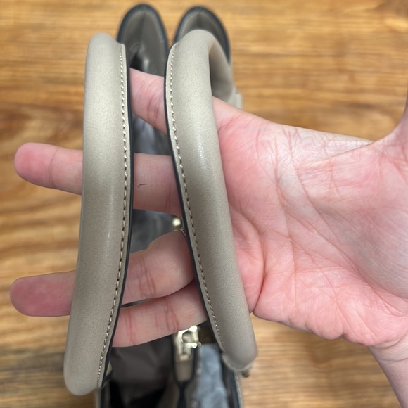 NWT Karl Lagerfeld shoulder bag - Picture 4 of 7